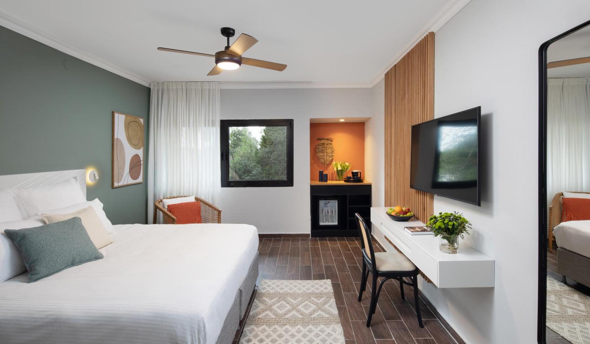 C Hotel Neve Ilan Exterior foto