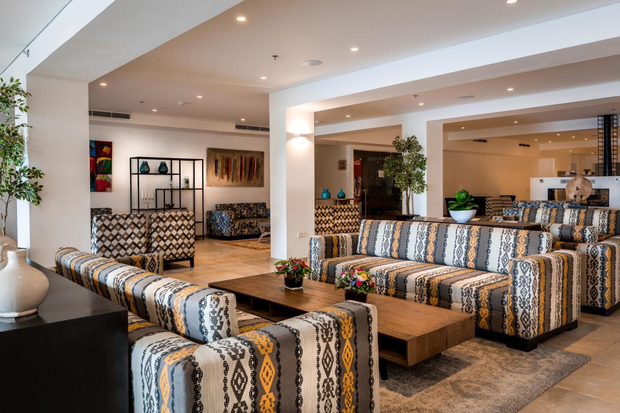 C Hotel Neve Ilan Exterior foto