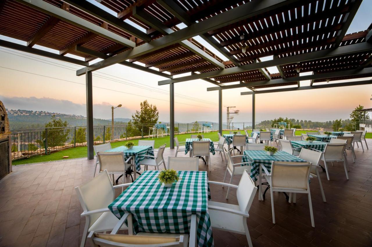 C Hotel Neve Ilan Exterior foto