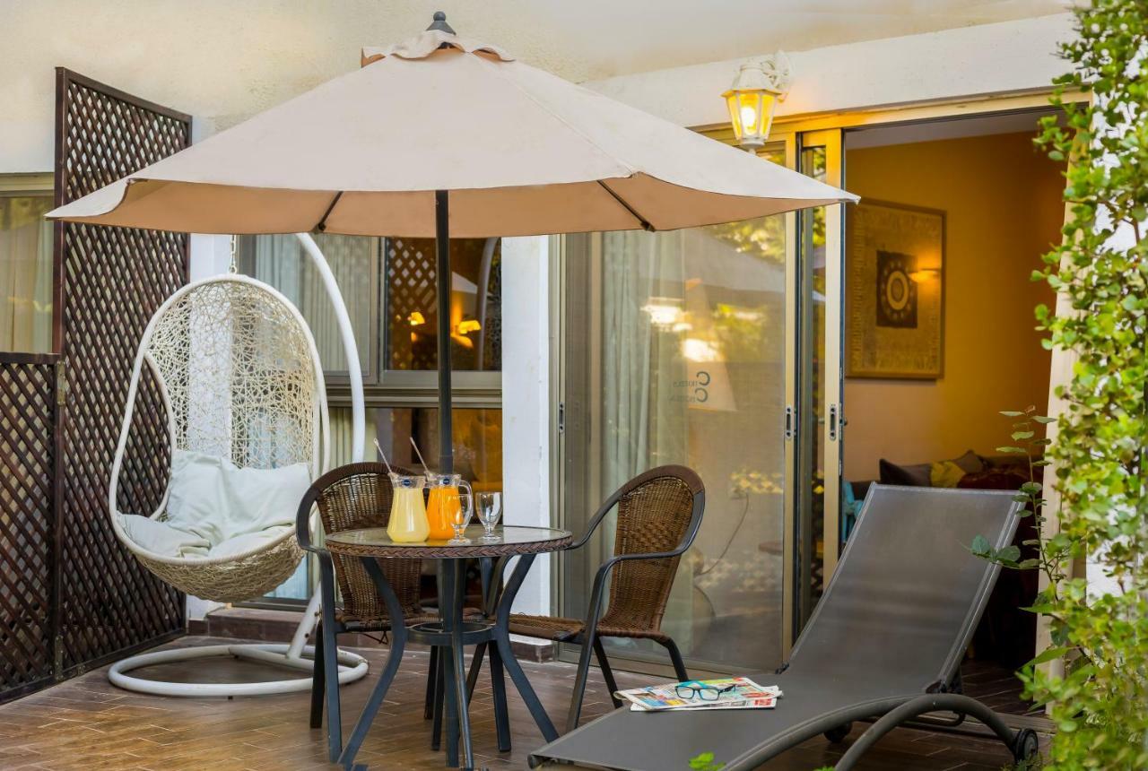 C Hotel Neve Ilan Exterior foto